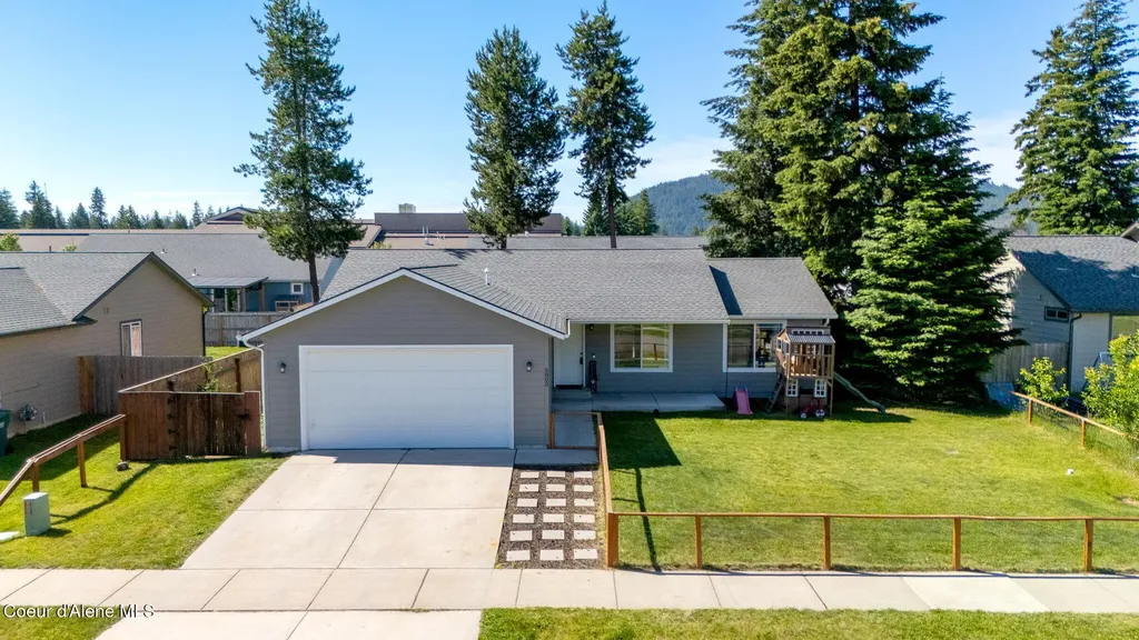 5802 W Joss Lane Spirit Lake ID 83869