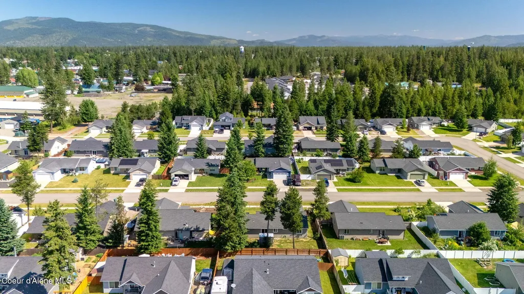 5802 W Joss Lane Spirit Lake ID 83869