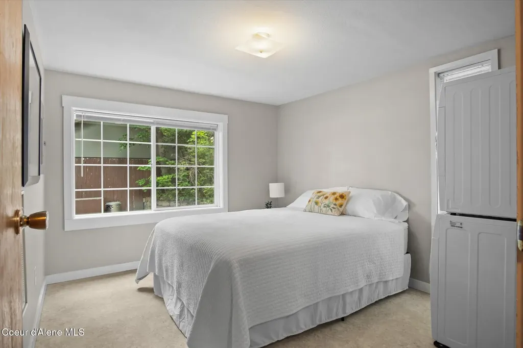 5860 W Freeman Road Rathdrum ID 83858