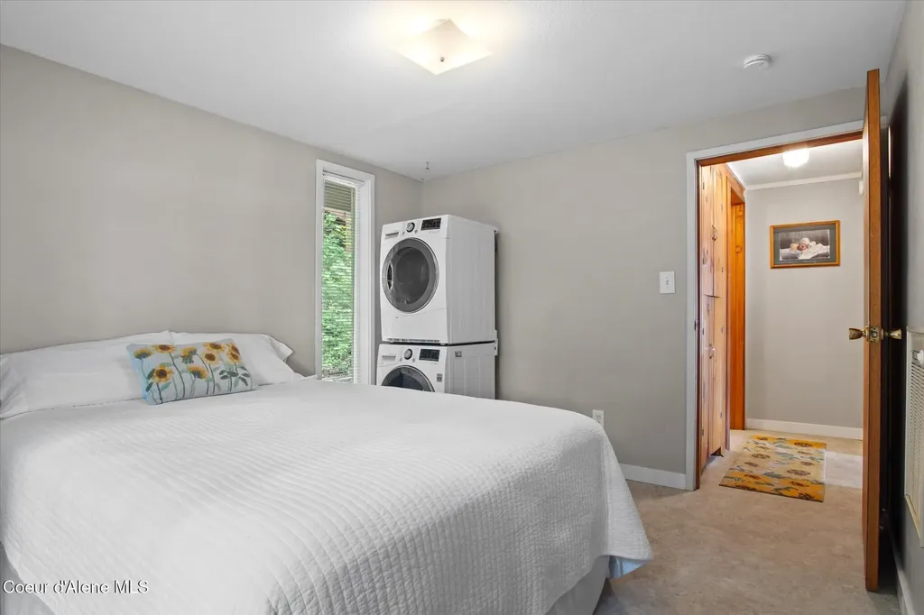 5860 W Freeman Road Rathdrum ID 83858