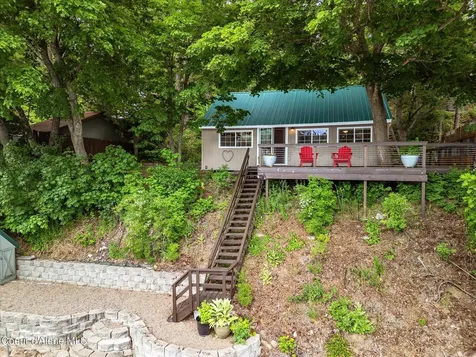 5860 W Freeman Road Rathdrum ID 83858