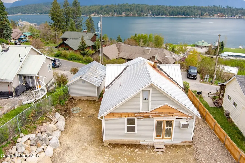 525 Big Hill Road Hope ID 83836