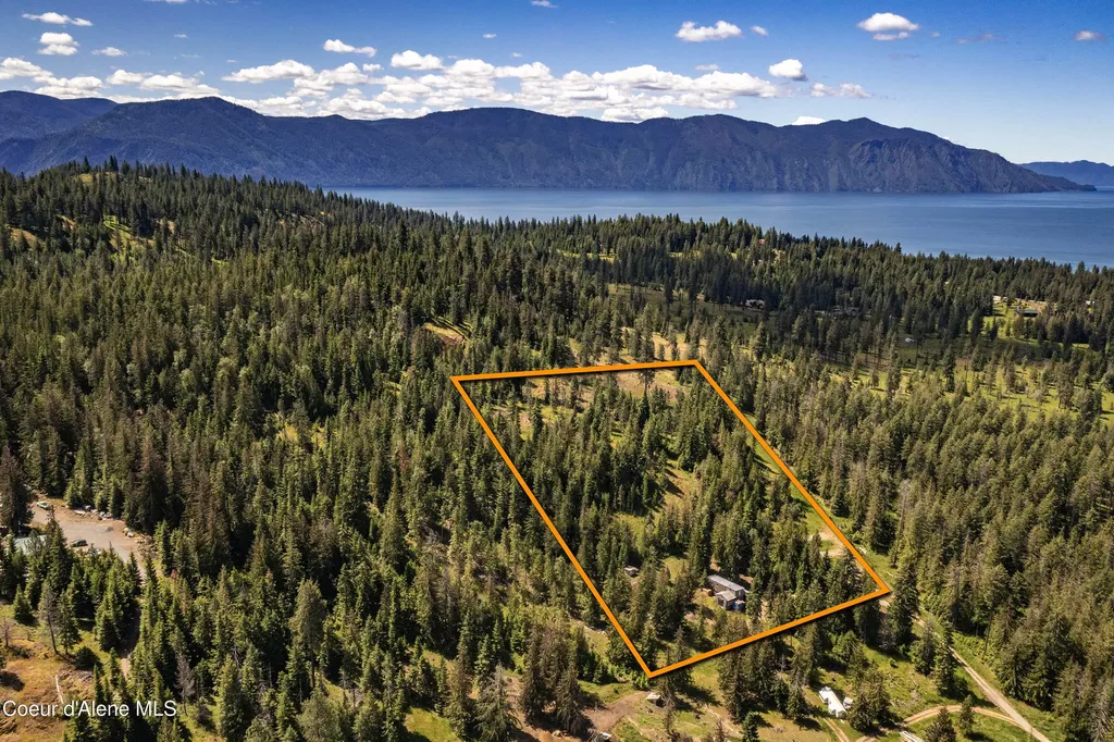 166 Demers Drive Hope ID 83836