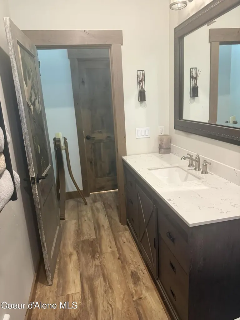 3667 Upper Gold Creek Road Sandpoint ID 83864