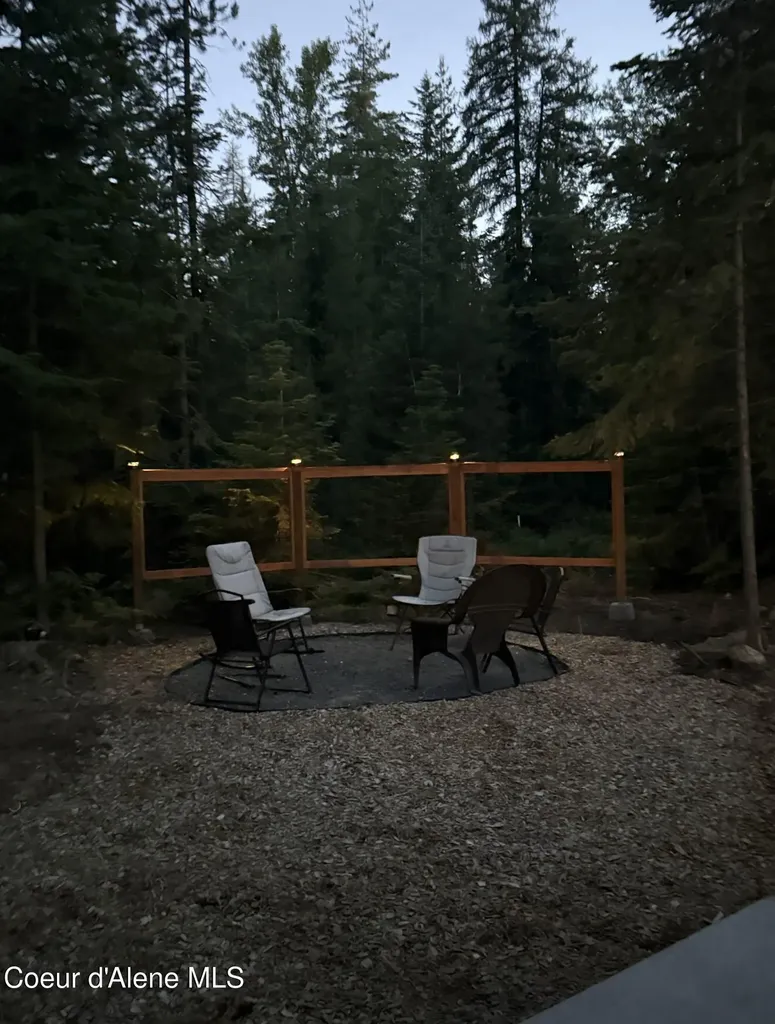 3667 Upper Gold Creek Road Sandpoint ID 83864