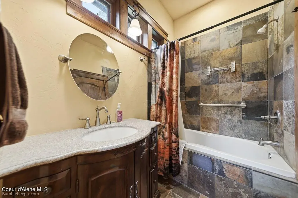 55 La Vita Bella Lane Hope ID 83836
