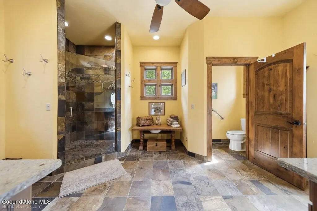 55 La Vita Bella Lane Hope ID 83836