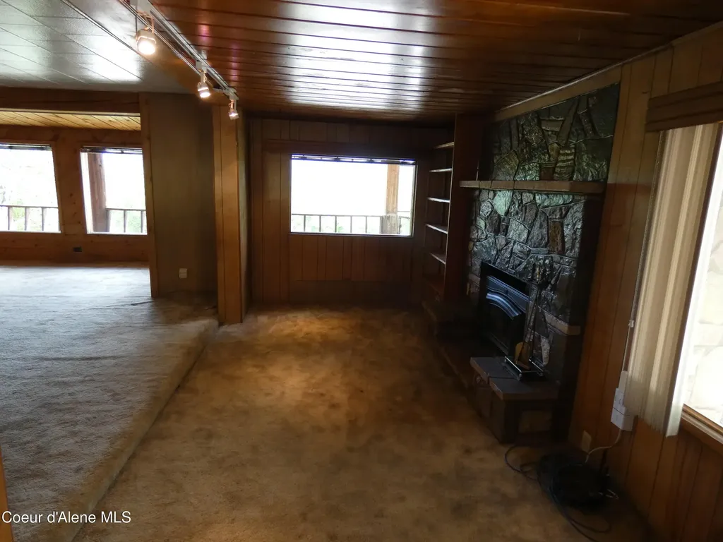 6468 Comanche Street Bonners Ferry ID 83805