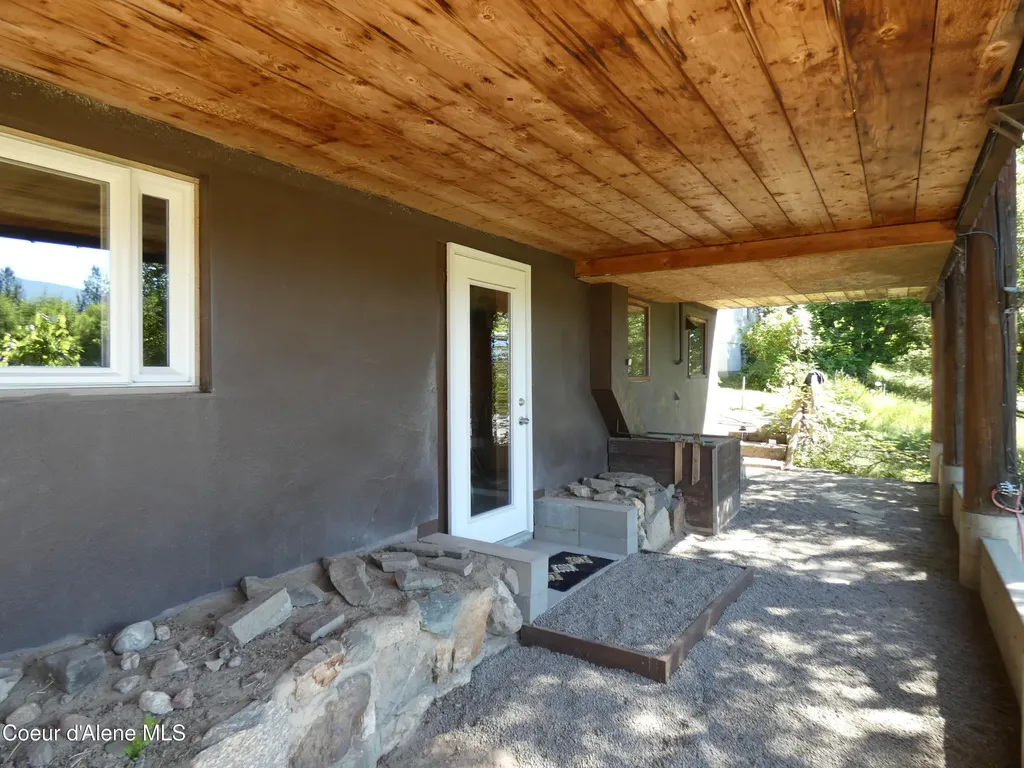6468 Comanche Street Bonners Ferry ID 83805