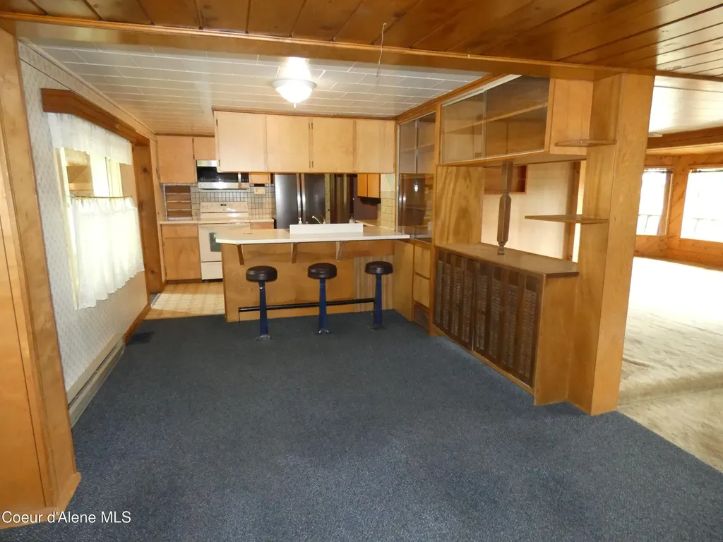 6468 Comanche Street Bonners Ferry ID 83805