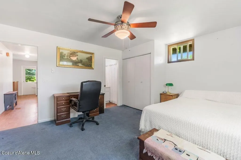 1495 Colburn Culver Road Sandpoint ID 83864