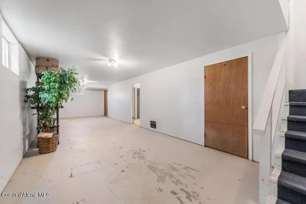 1495 Colburn Culver Road Sandpoint ID 83864