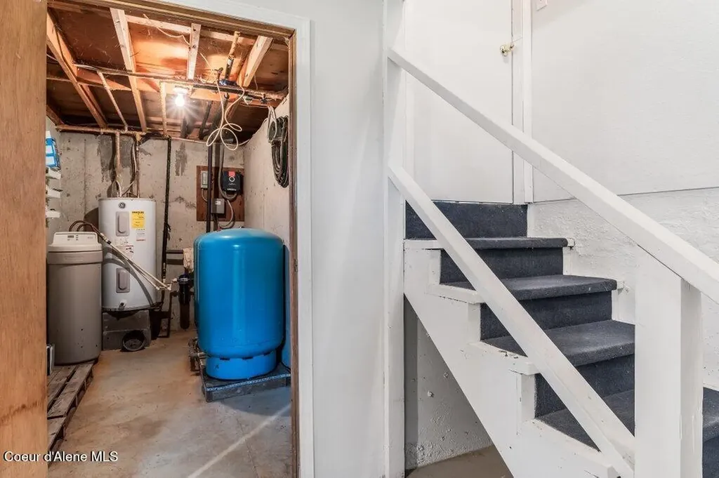1495 Colburn Culver Road Sandpoint ID 83864