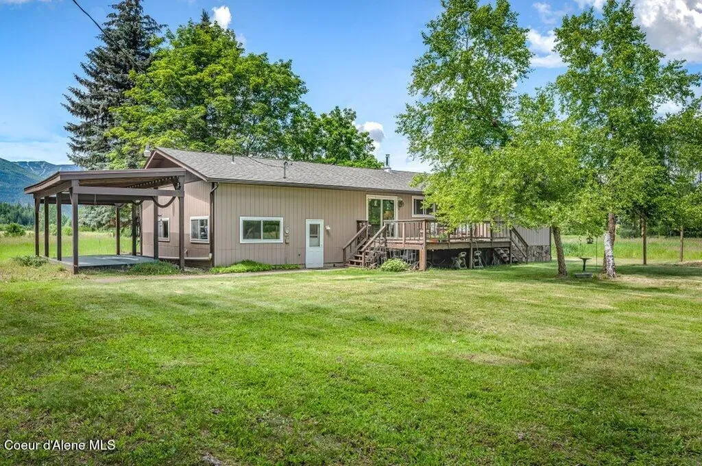1495 Colburn Culver Road Sandpoint ID 83864