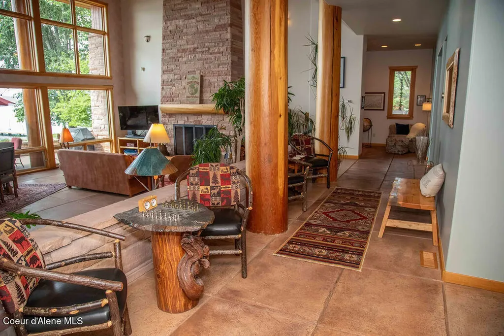 440 Pringle Avenue Hope ID 83836