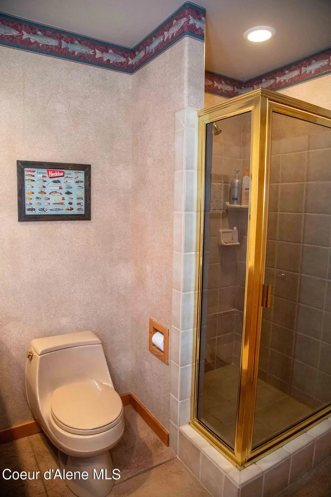 440 Pringle Avenue Hope ID 83836