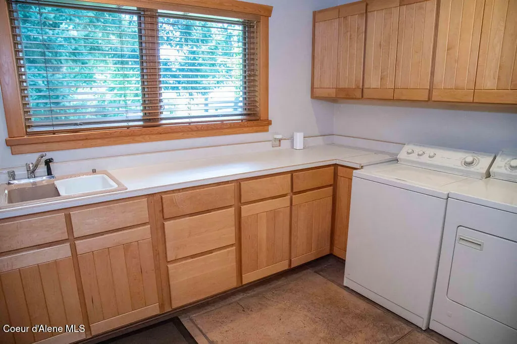 440 Pringle Avenue Hope ID 83836