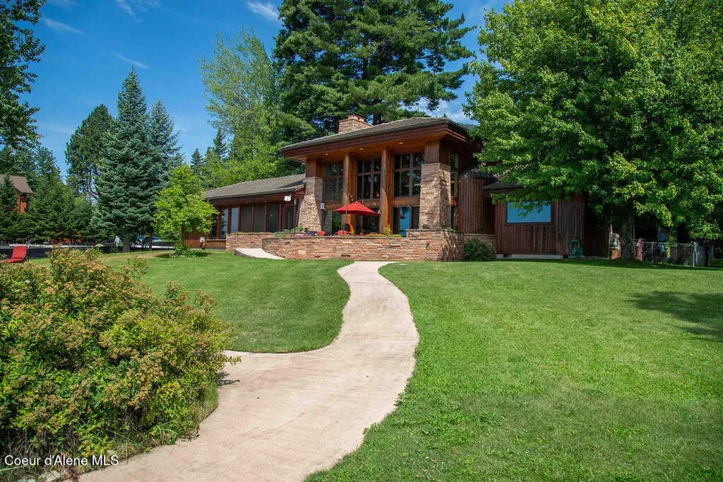 440 Pringle Avenue Hope ID 83836