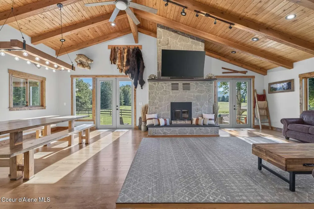 1162 Hickey Road Sandpoint ID 83864