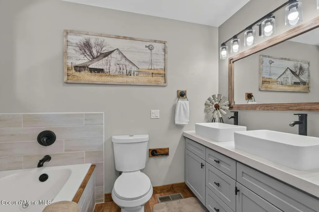 1162 Hickey Road Sandpoint ID 83864