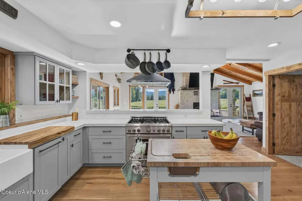 1162 Hickey Road Sandpoint ID 83864