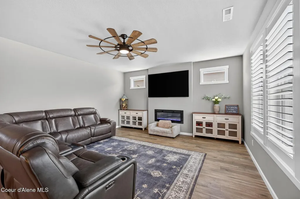 7102 S Hever Street Cheney WA 99004