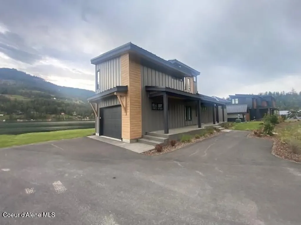 1770, 1808 Garfield Bay Road Sagle ID 83860