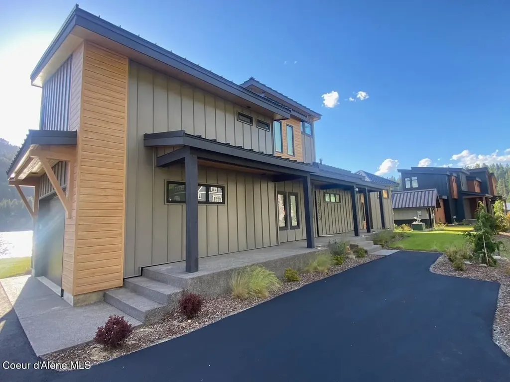 1770, 1808 Garfield Bay Road Sagle ID 83860