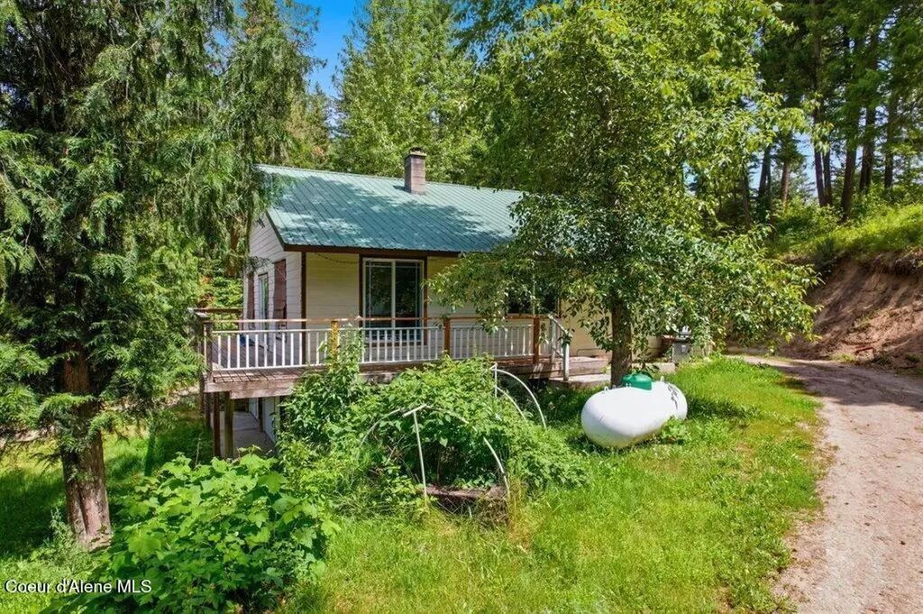 10614 Dufort Road Priest River ID 83856