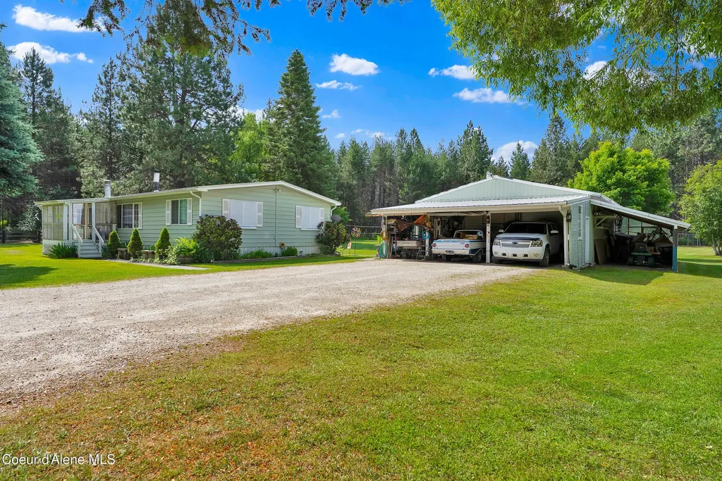 443 Herrmann Lake Road Sagle ID 83860