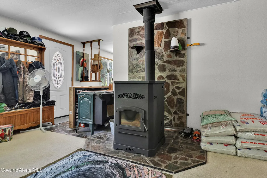 443 Herrmann Lake Road Sagle ID 83860