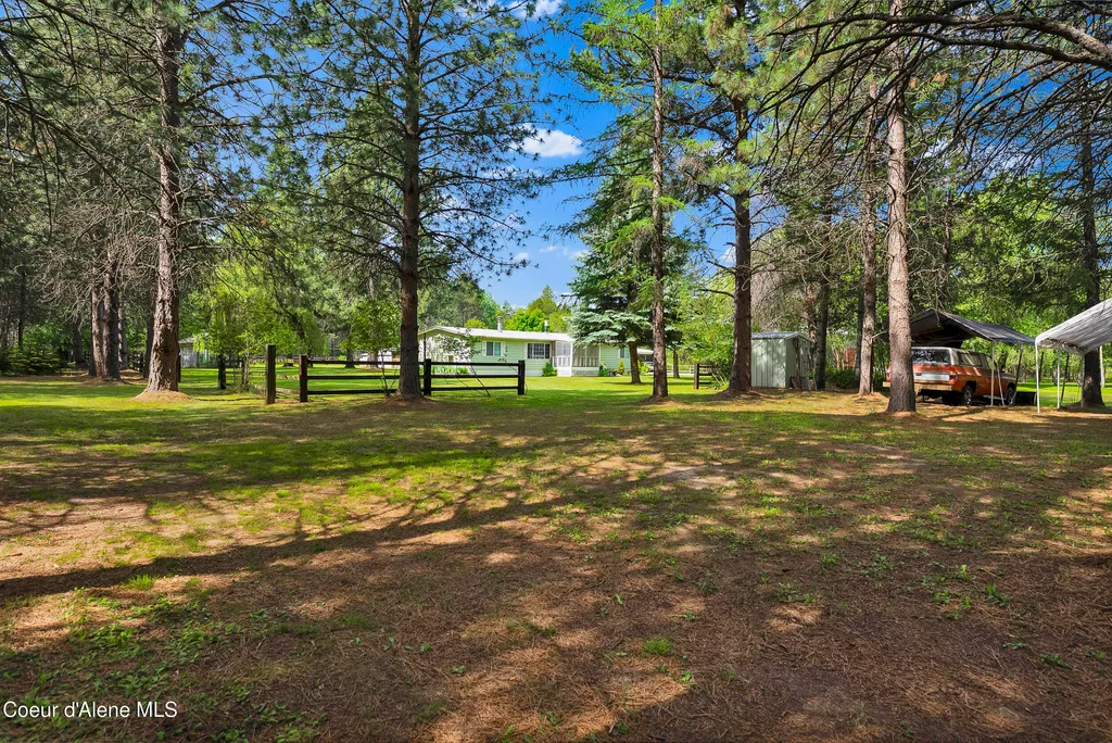 443 Herrmann Lake Road Sagle ID 83860