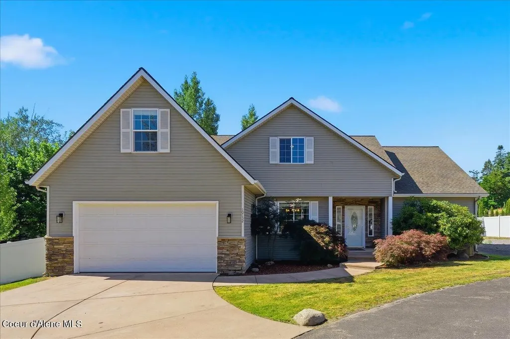10132 N Zack Court Hayden ID 83835