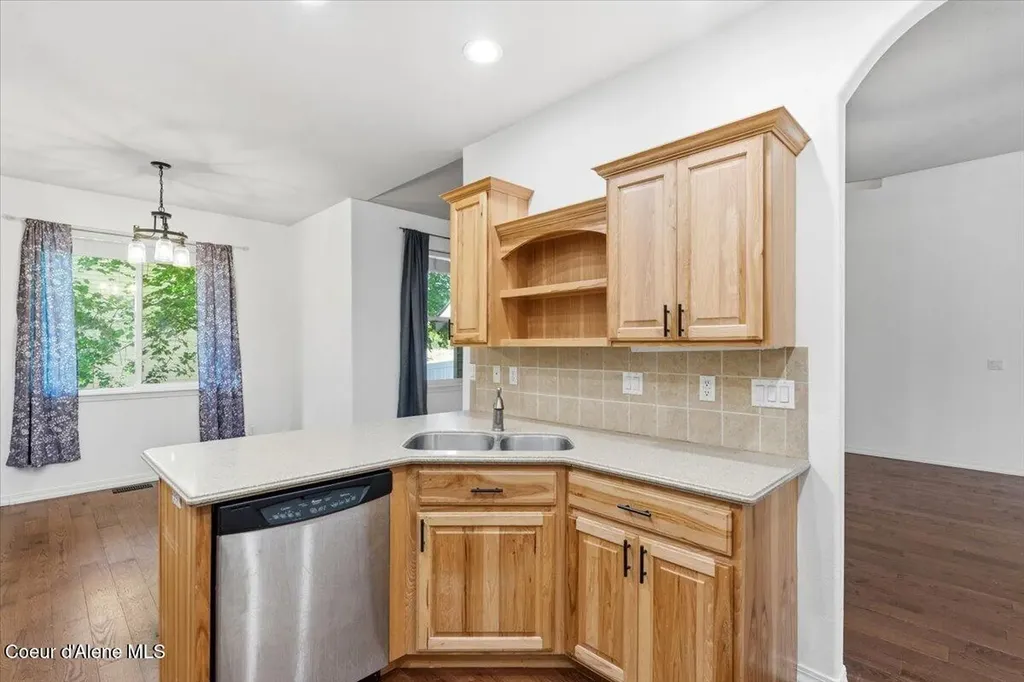 10132 N Zack Court Hayden ID 83835