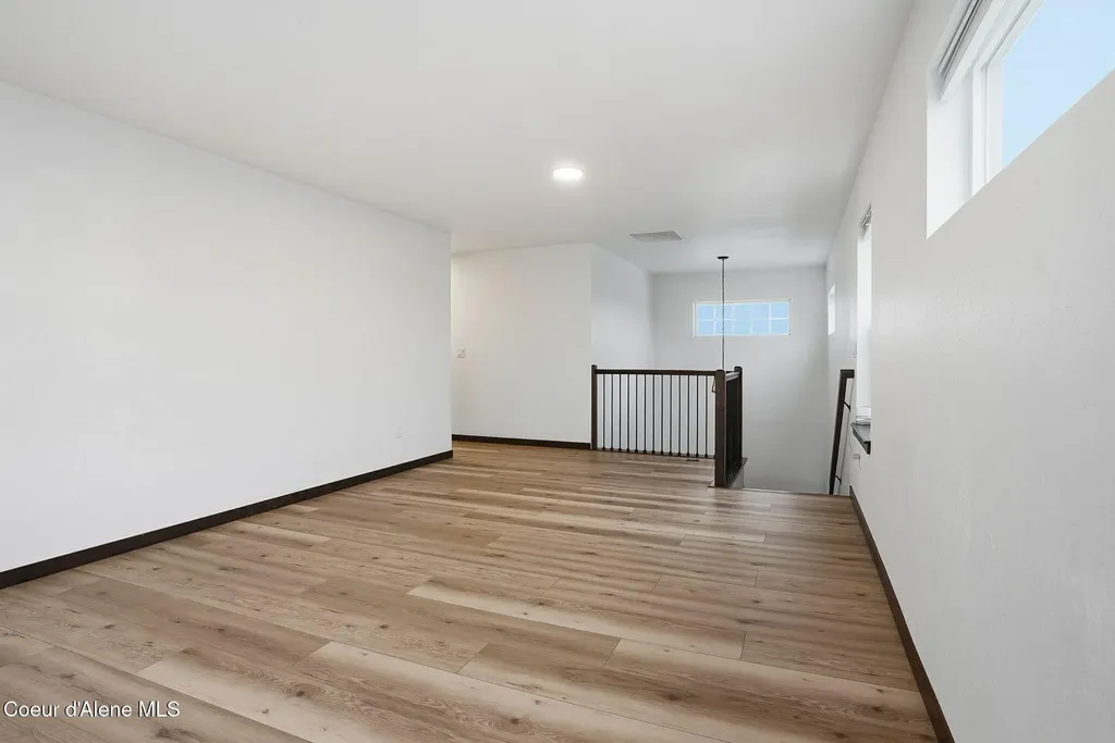 8323 W Splitrail Avenue Rathdrum ID 83858