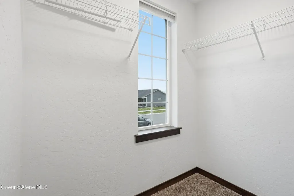 8323 W Splitrail Avenue Rathdrum ID 83858