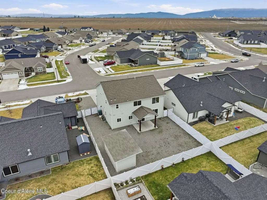 8323 W Splitrail Avenue Rathdrum ID 83858
