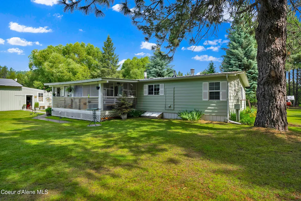 443 Herrmann Lake Road Sagle ID 83860