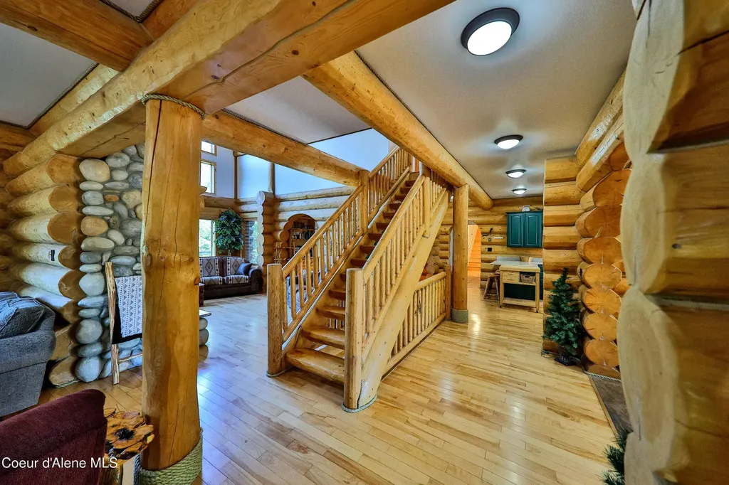 19257 N Ella Road Rathdrum ID 83858