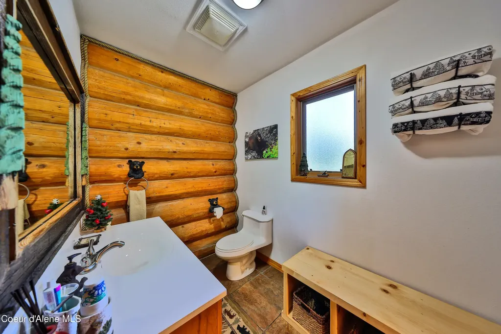 19257 N Ella Road Rathdrum ID 83858