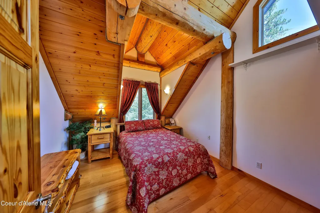 19257 N Ella Road Rathdrum ID 83858