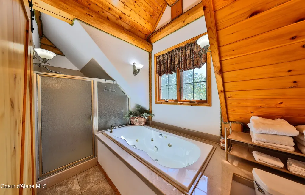 19257 N Ella Road Rathdrum ID 83858
