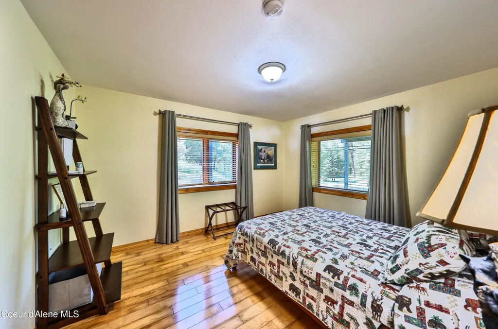 19257 N Ella Road Rathdrum ID 83858