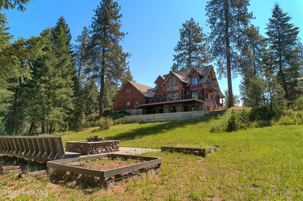 19257 N Ella Road Rathdrum ID 83858