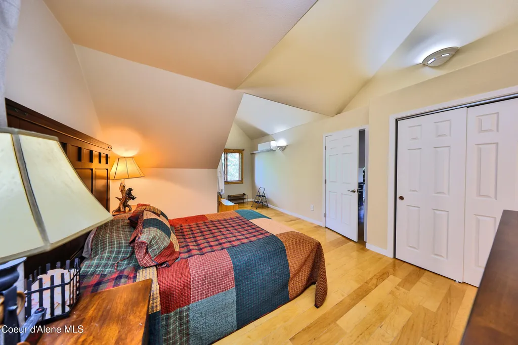 19257 N Ella Road Rathdrum ID 83858