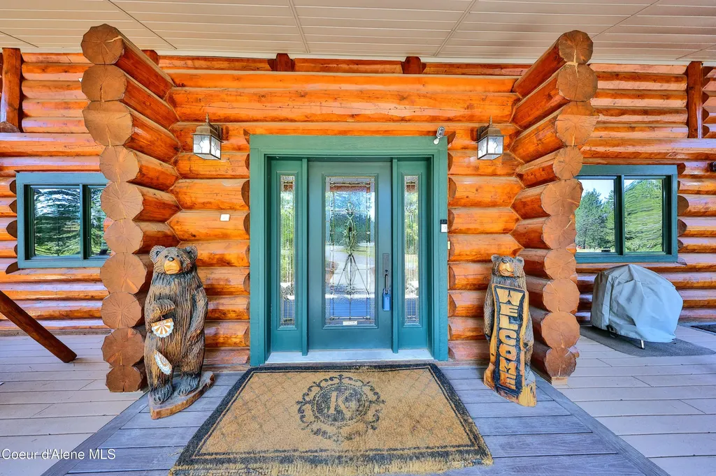 19257 N Ella Road Rathdrum ID 83858