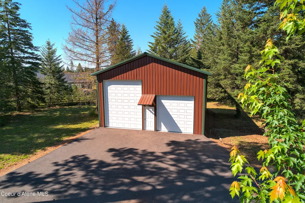 19257 N Ella Road Rathdrum ID 83858