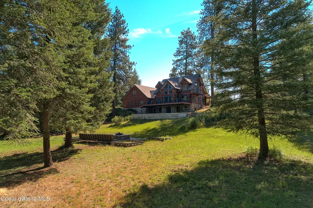 19257 N Ella Road Rathdrum ID 83858
