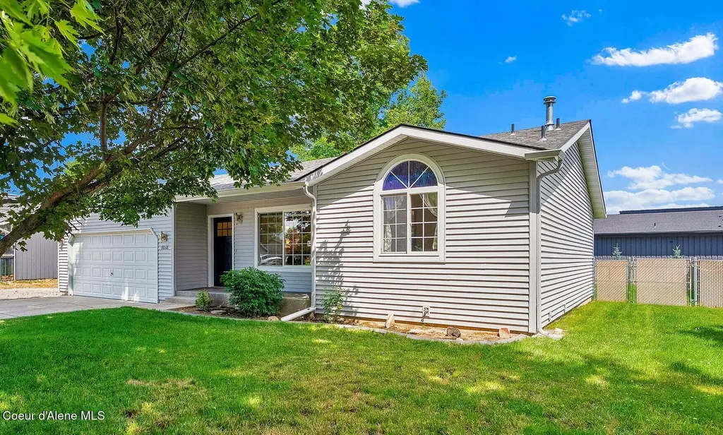 8868 N Davis Circle Hayden ID 83835