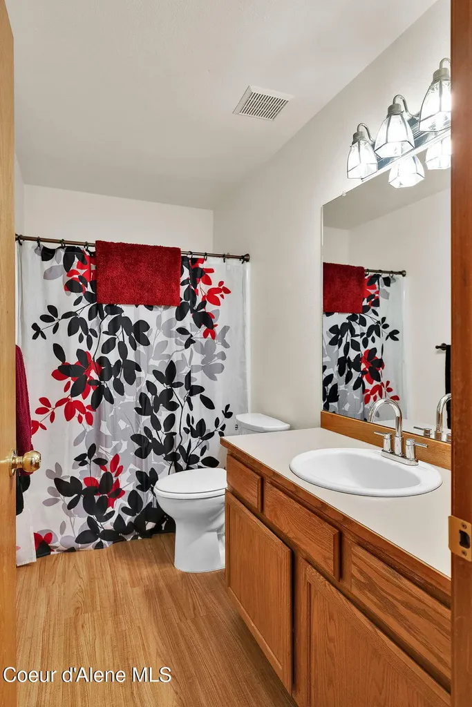 8868 N Davis Circle Hayden ID 83835